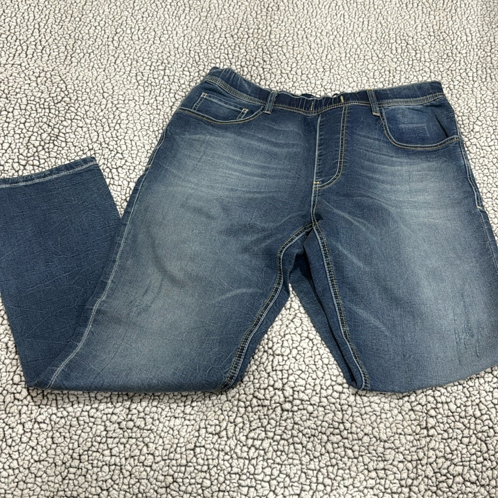 NWOT Seven7 Jogger Jeans